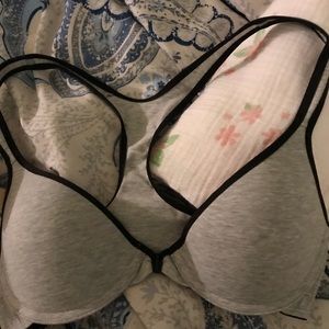 Front clasp bra